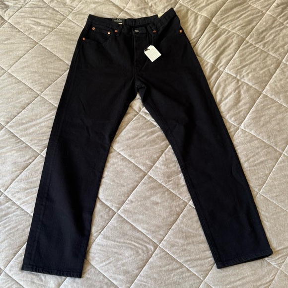 Levi's 501’s Original Cropped Black Jeans - Picture 2 of 5